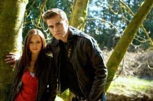  Review   The Vampire Diaries Pilot