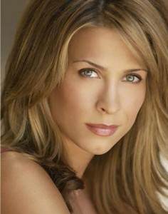 christina-cox