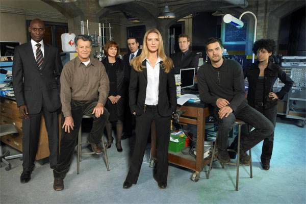 fringe-tv-image-1 fringe-tv-image-1