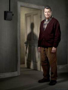 fringe_season_2_cast_photos-15