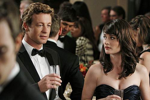 Cho and Lisbon start off The Mentalist in formal wear making nice at a Cho and Lisbon start off The Mentalist in formal wear making nice at a