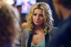  Photos   Hellcats 1.02 I Say a Little Prayer