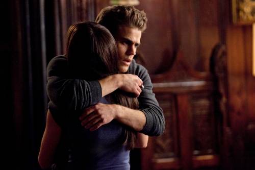 vampire diaries stefan and elena kiss. This sends Stefan in a rage as
