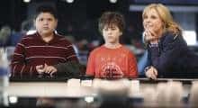 MODERN-FAMILY-Good-Cop-Bad-Dog-Season-2-Episode-22-5-550x366