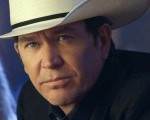Leverage_306_7_TimothyHutton_PHErikHeinila-e1275963956533-150x150