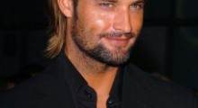 josh-holloway-dark-smile-227x300