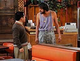 2 Broke Girls - And the Pop-Up Sale