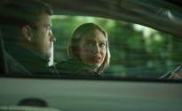 Peter (Josh Jackson) and Olivia (Anna Torv)