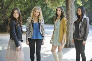 Pretty Little Liars Season 2