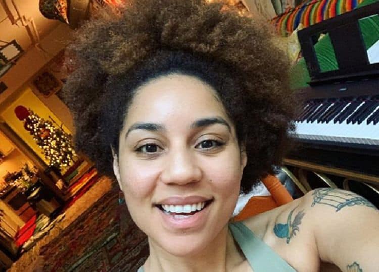 Joy Villa Topless Telegraph