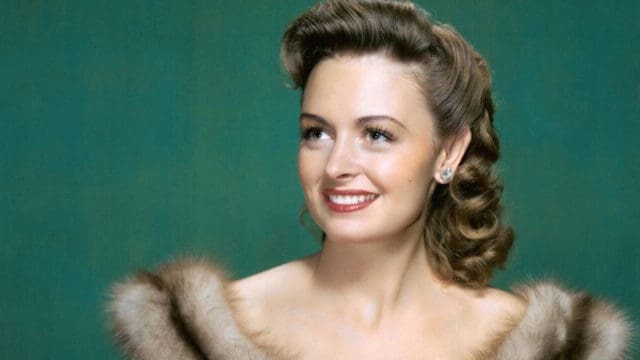 Donna-Reed-e1527506851849.jpeg