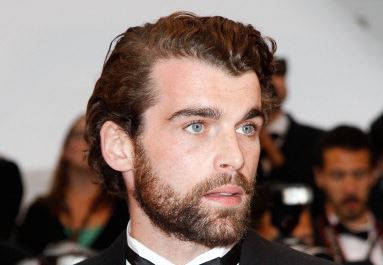 Outlander Season 2 Stanley Weber And Robert Cavanah Cast As Le