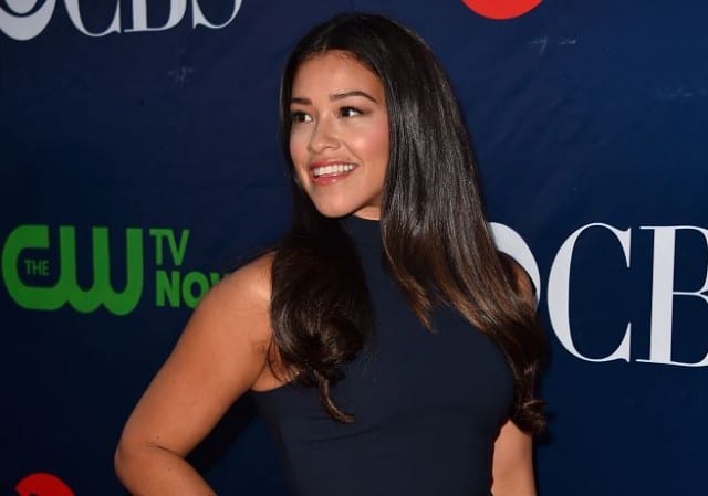 Emmys 2015 Gina Rodriguez Rob Lowe Jamie Lee Curtis To Present