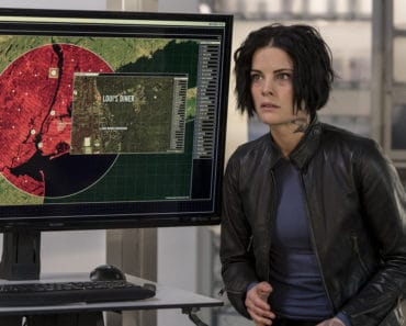 Blindspot, "Nor I, Nigel, AKA Leg in Iron"