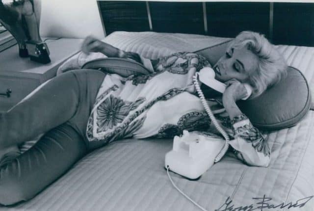Never Before Seen Pictures From Marilyn Monroe S Last Photo Shoot