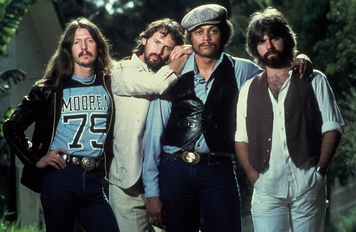 the top uses doobie brothers listen music the top uses doobie brothers listen music