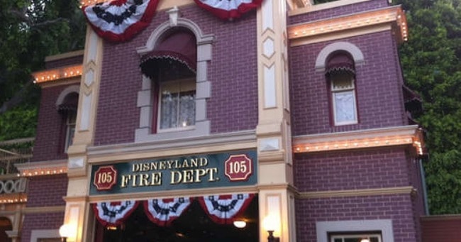 The Story Of Secret Apartment Walt Disney Had Built In Disneyland