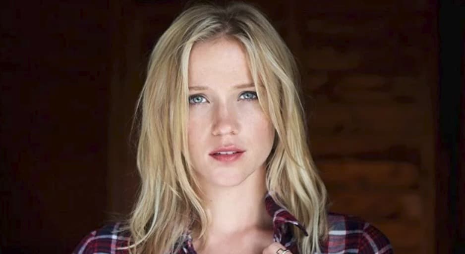 10 Things You Didn’t Know about Jessy Schram