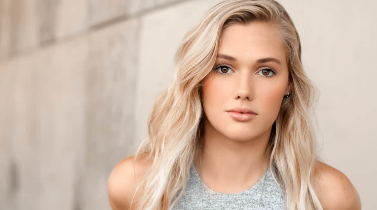 10 Things You Didn T Know About Karis Cameron