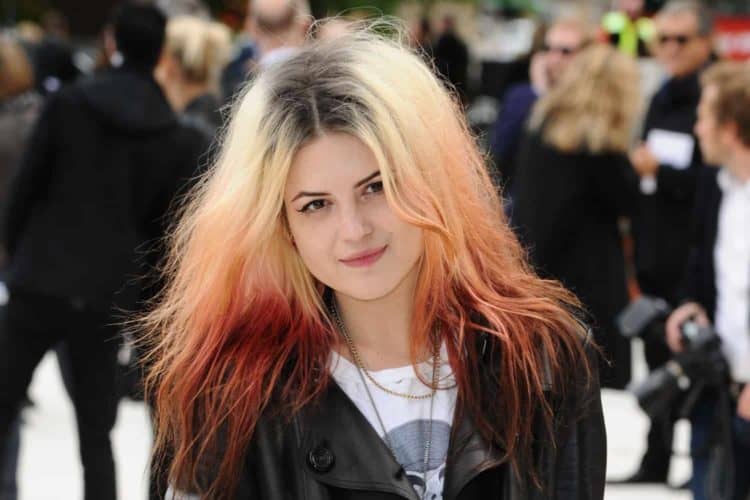 10 Things You Didn't Know about Alison Mosshart